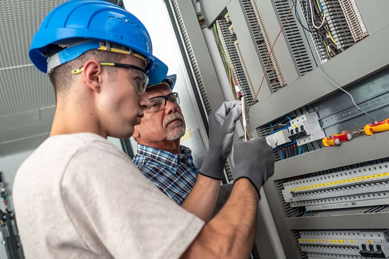 Ausbildung bei PV Hillinger in Vilsbiburg